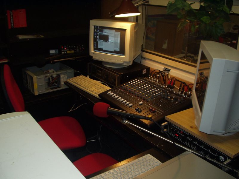 Vysilaci studio (rok 2005) 2